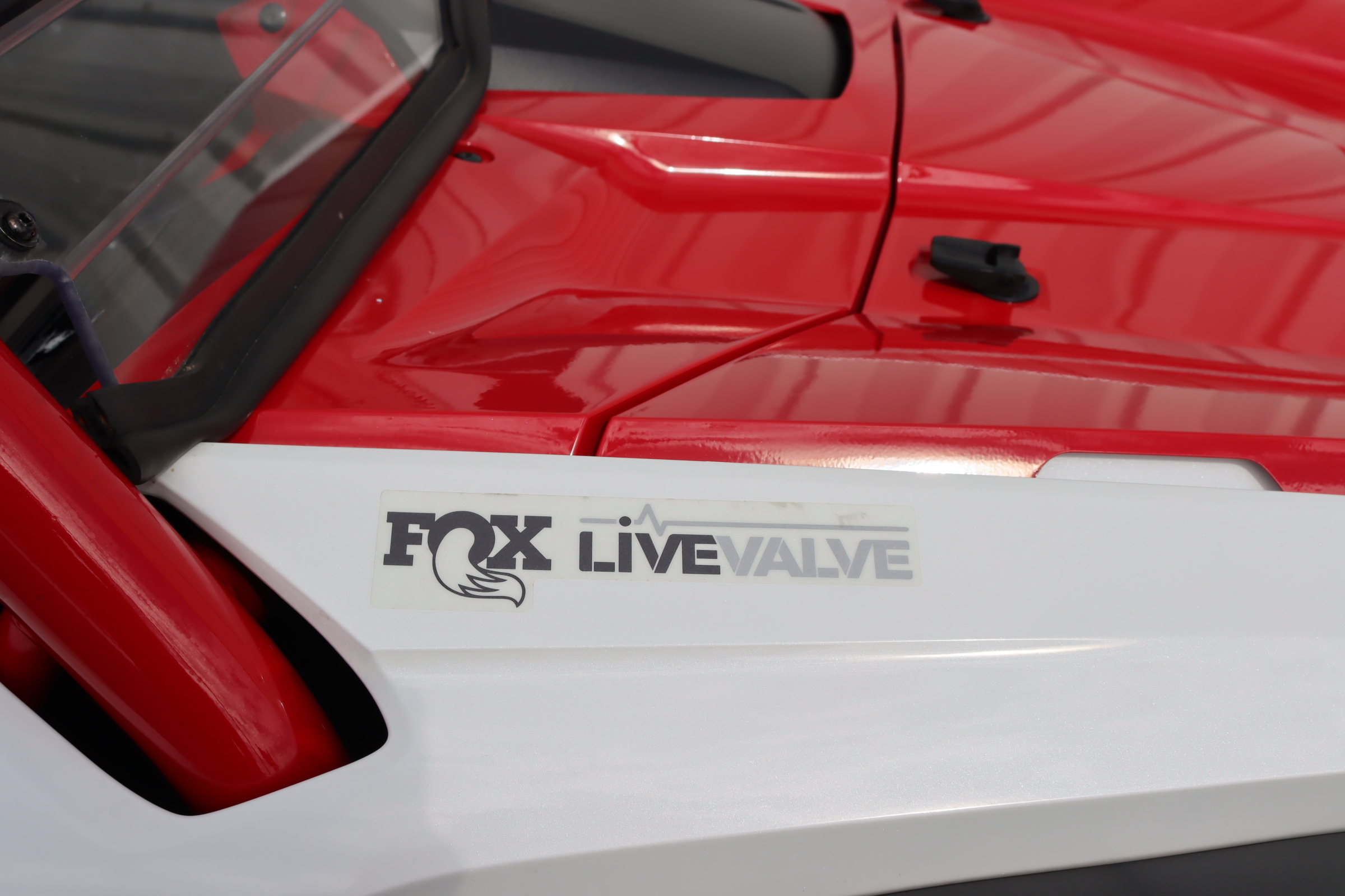 2026 Honda TALON 1000R-4 FOX LIVE VALVE Side x Side