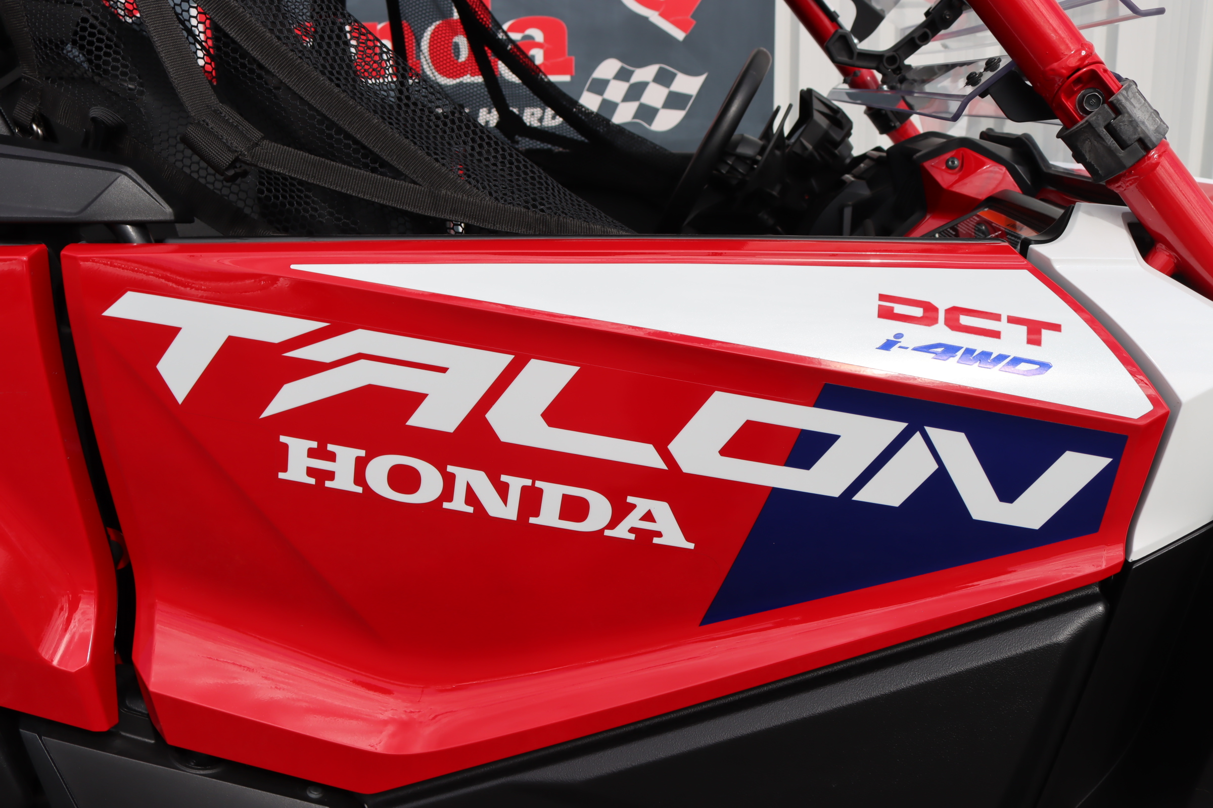 2026 Honda TALON 1000R-4 FOX LIVE VALVE Side x Side