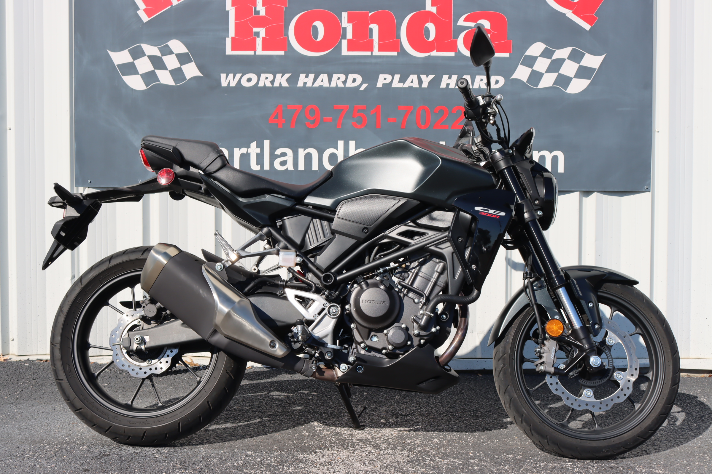 2023 Honda CB300R — photo 1 of 16